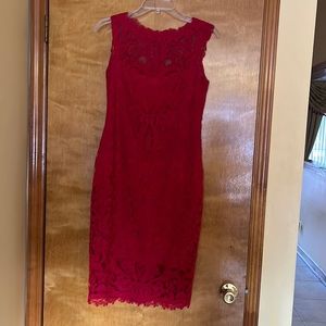 Tadashi shoji lace midi dress cap sleeve   Lined    Zipper back
